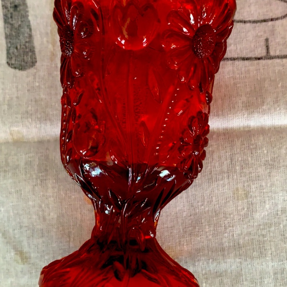 2 vintage votives red button daisy & red bowl